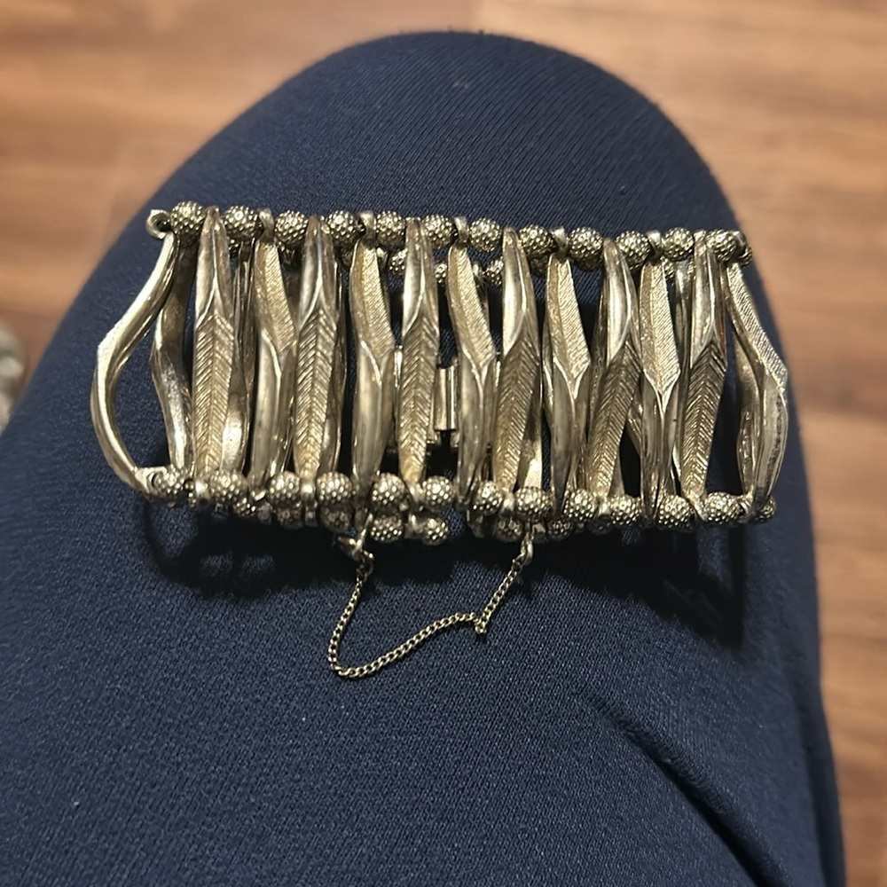 Vintage RARE Trifari Double Row Feather Ladder Link Bracelet Bangle Cuff